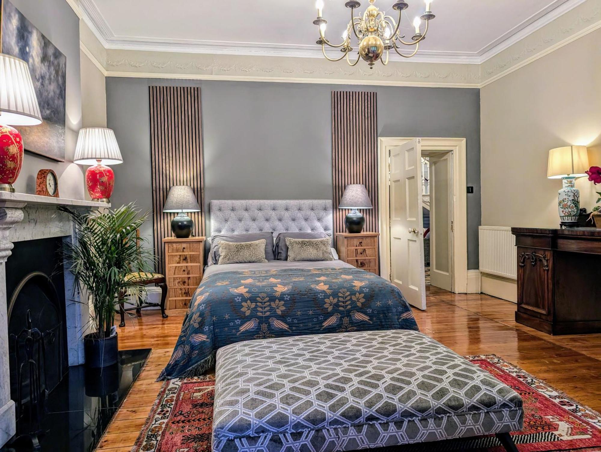 הולט The Writer'S Retreat Ground Floor Apartment מראה חיצוני תמונה