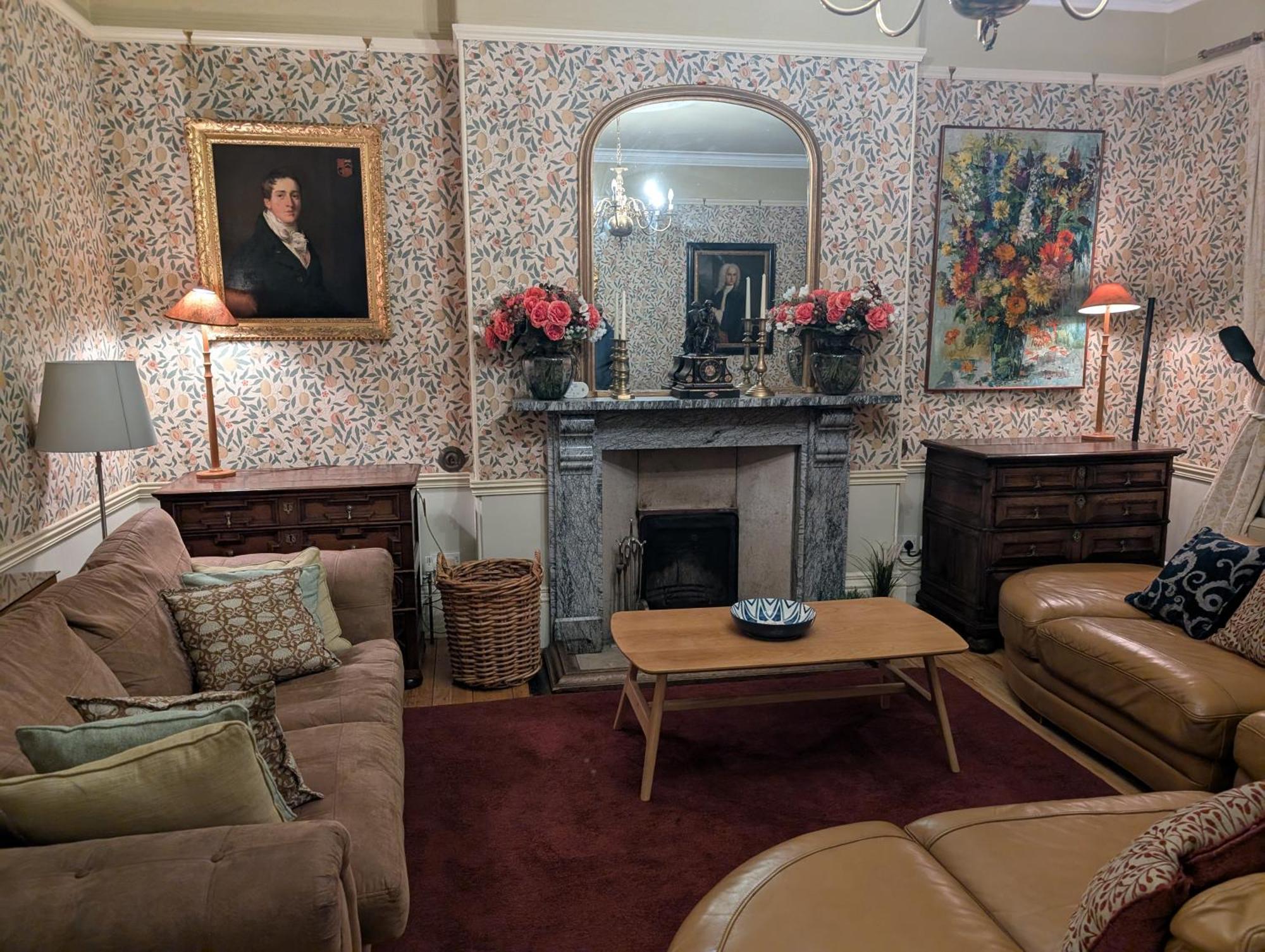 הולט The Writer'S Retreat Ground Floor Apartment מראה חיצוני תמונה